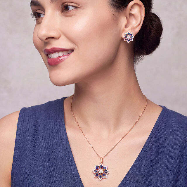 Tanishq 18KT Diamond Necklace Set for Women 3