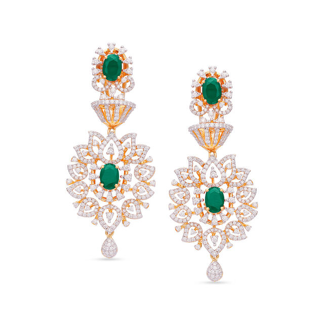 Tanishq 18 Karat Diamond Necklace Set for Women 7
