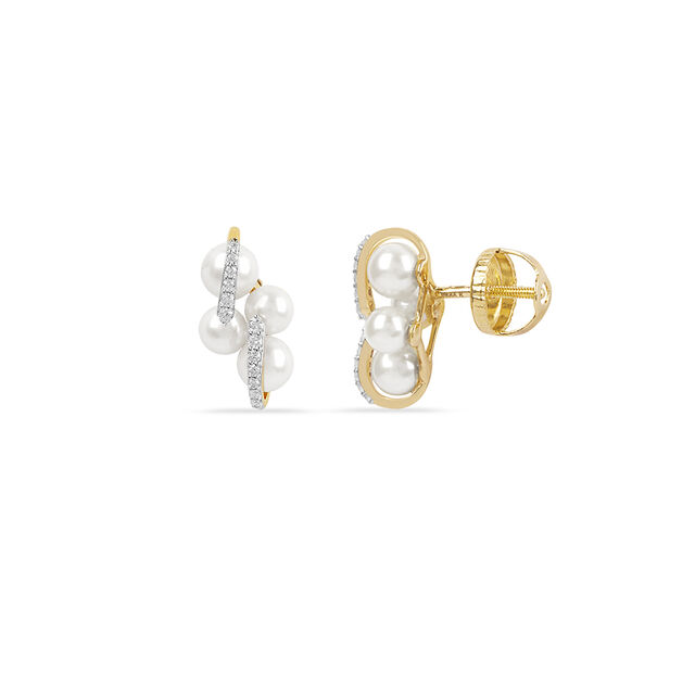 Timeless Pearl Cluster Studs 3