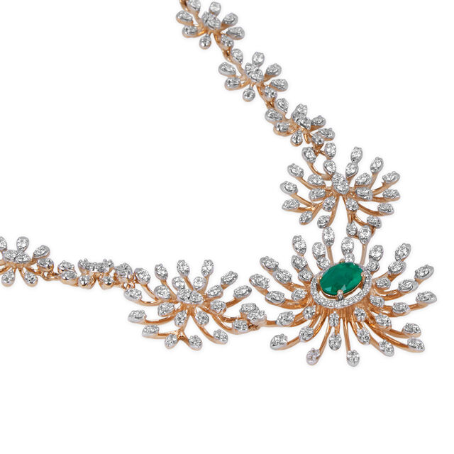 Tanishq 18KT Diamond Necklace Set for Women 2