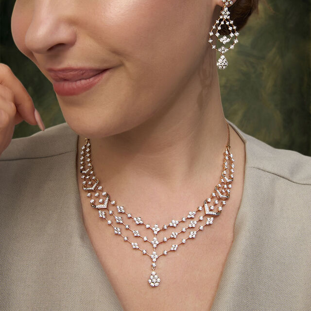Tanishq 18KT Diamond Neckwear Set for Women 2