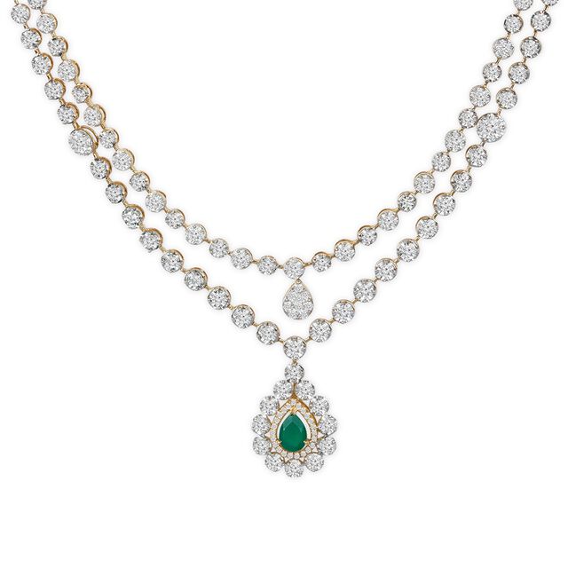 Tanishq 18KT Gold Necklace Set for Women 2