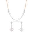 Tanishq 18 Karat Diamond Necklace Set for Women 