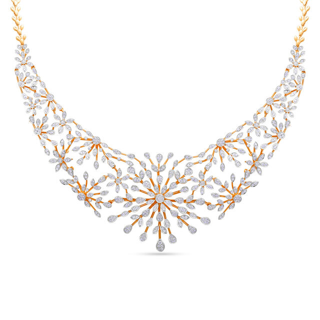 Tanishq 18 Karat Diamond Necklace Set for Women 4