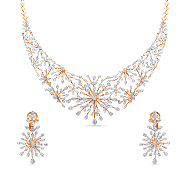 Tanishq 18 Karat Diamond Necklace Set for Women 