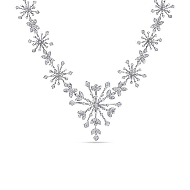Tanishq 18 KT Diamond Necklace Set for Women 3
