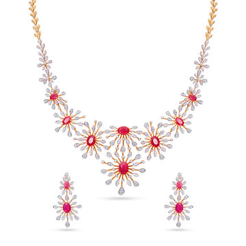 Tanishq 18 Karat Diamond Necklace Set for Women