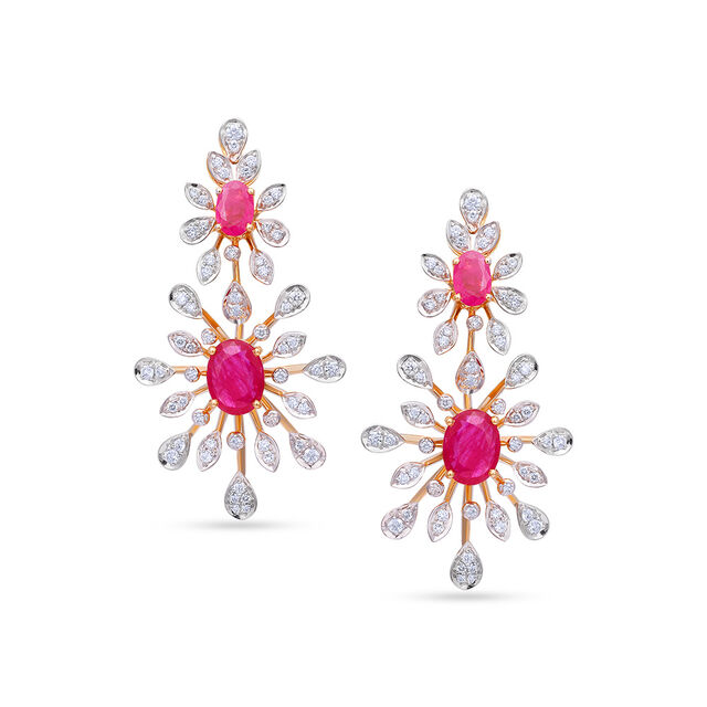 Tanishq 18 Karat Diamond Necklace Set for Women 3