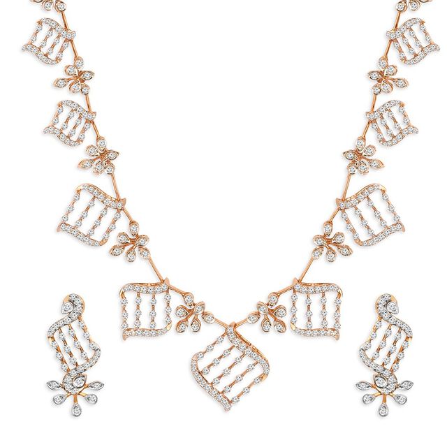 Tanishq 18KT Diamond Neckwear with Earring for Women 2