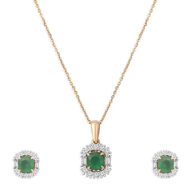 Tanishq 18KT Diamond Pendant with Chain and Earrings Set 