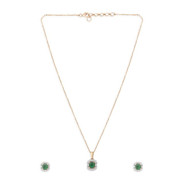 Tanishq 18KT Diamond Pendant with Chain and Earrings Set 2