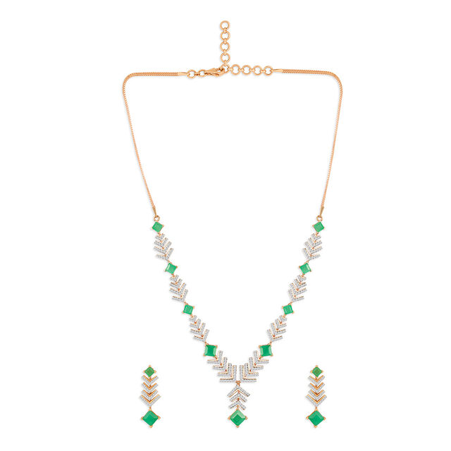 Tanishq 18KT Diamond Neckwear with Earrings for Women 