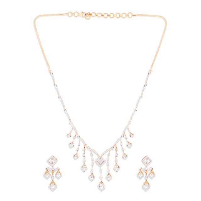 Tanishq 18KT Diamond Neckwear with Earrings for Women 