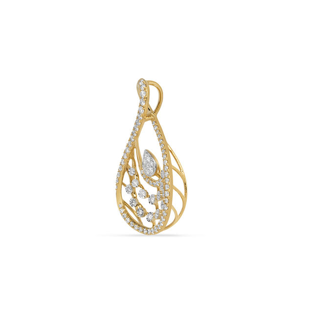 Tanishq 18KT Diamond Pendant and Earrings Set for Women 3