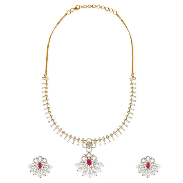 Tanishq 18KT Diamond Neckwear with Earrings for Women 