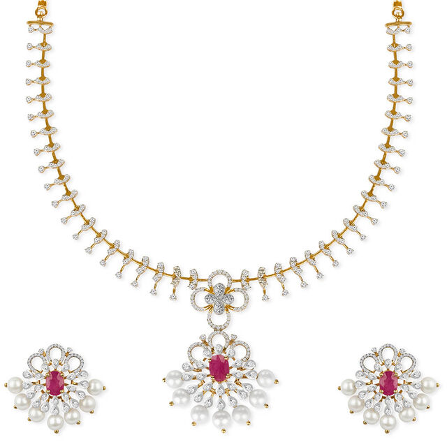 Tanishq 18KT Diamond Neckwear with Earrings for Women 2