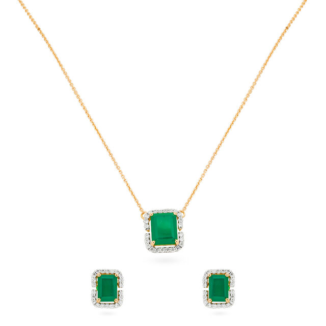 Tanishq 18 Karat Diamond Necklace Set for Women 