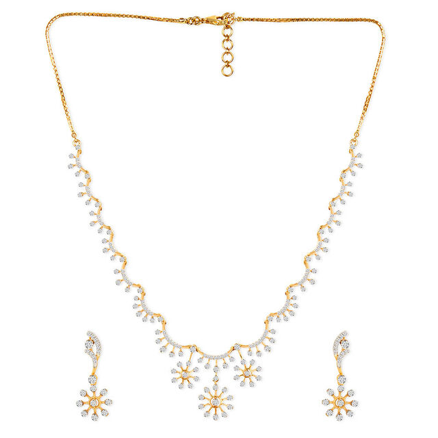 Tanishq 18KT Diamond Neckwear and Earring Set for Women 