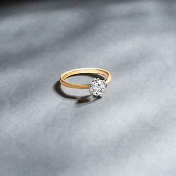 Tanishq 18KT Diamond Finger Ring