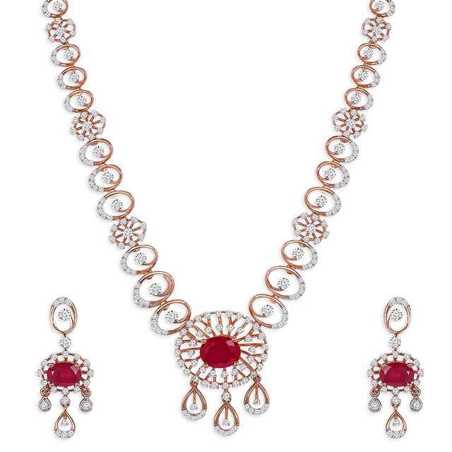 Tanishq 18KT Diamond Neckwear & Earring Set for Women 