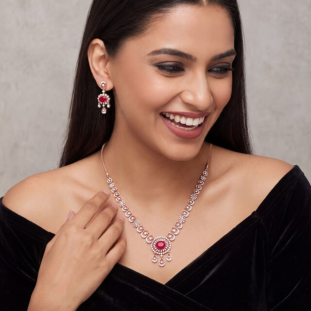 Tanishq 18KT Diamond Neckwear & Earring Set for Women 2