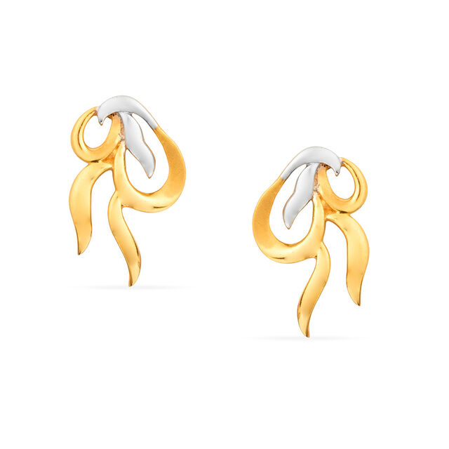 Simple Yellow Gold Pendant and Earrings Set 5