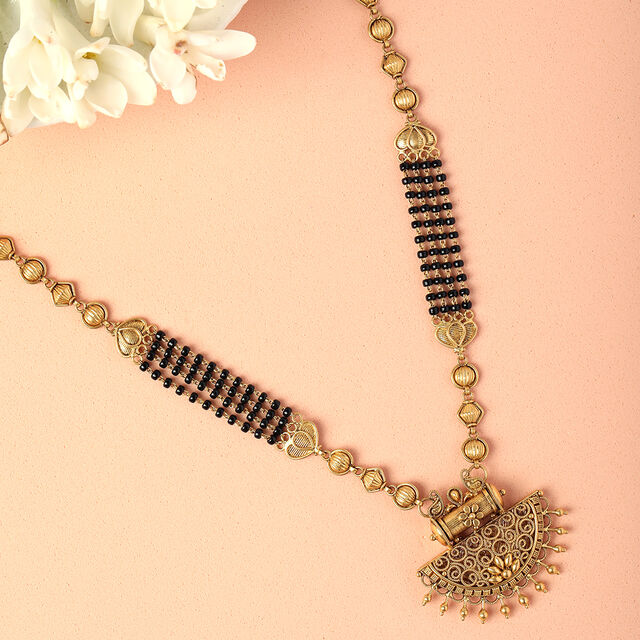 Tanishq 22 Karat Gold Mangalsutra for Women 
