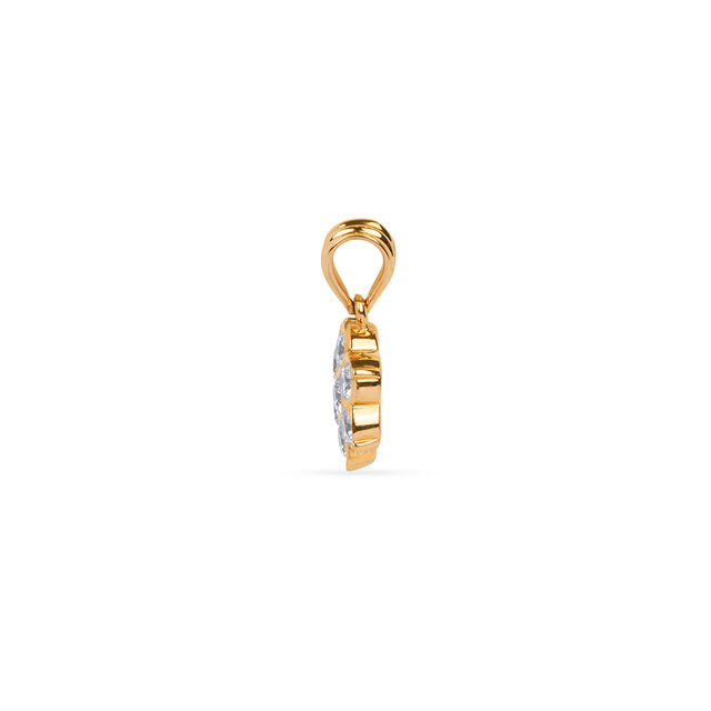 Tanishq 22KT Diamond Pendant for Women 3