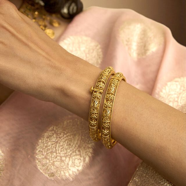 Tanishq 22KT Gold Bangle for Women 2