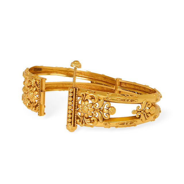 Queenly 22 Karat Yellow Gold Floral Carved Bangle 4