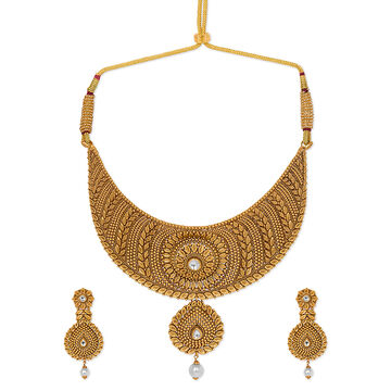 Queenly Rawa Work Leaf Motif Gold Necklace Set