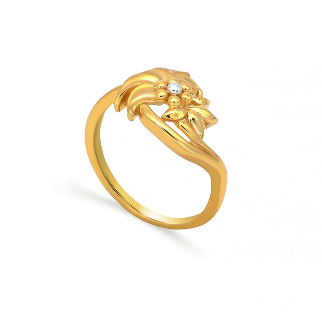 Tanishq 22KT Gold Finger Ring for Women