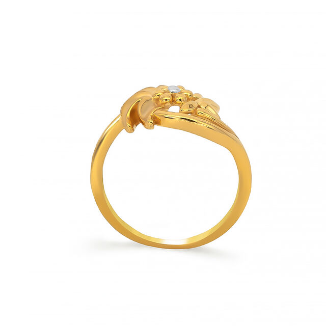 Tanishq 22KT Gold Finger Ring for Women