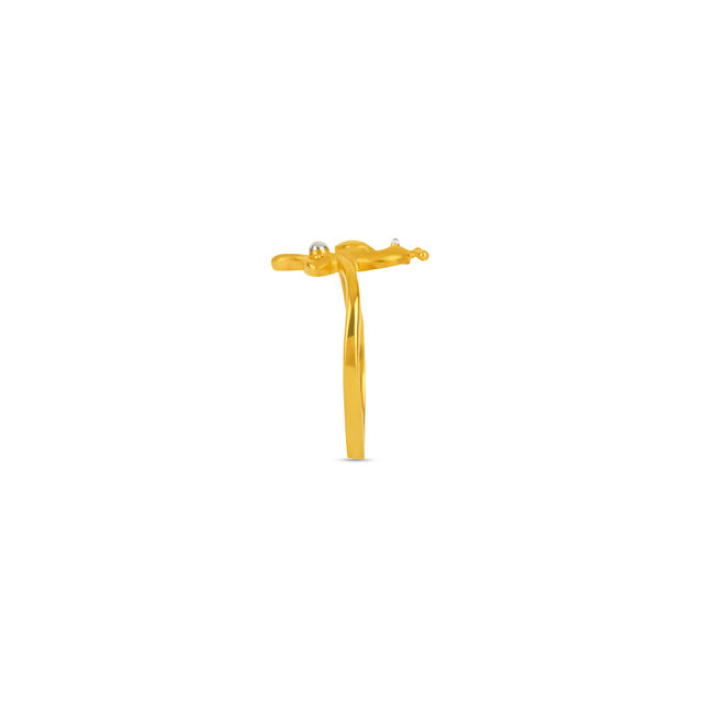 Tanishq 22KT Gold Finger Ring for Women