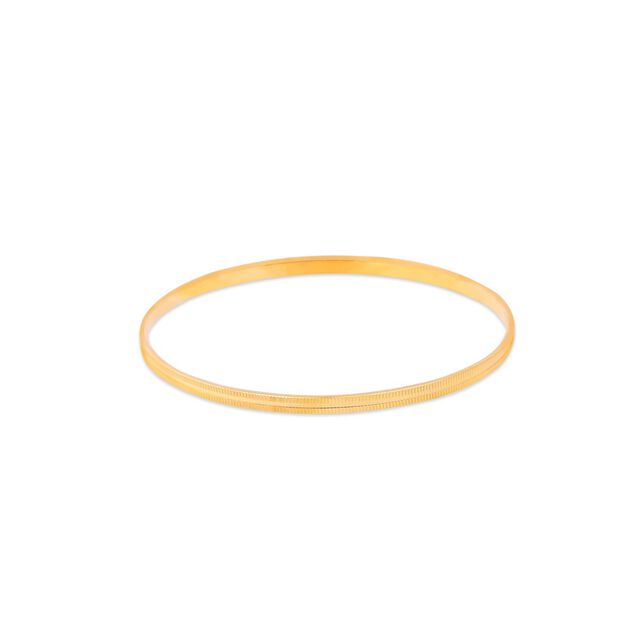 Sleek Gold Embrace Bangle 2