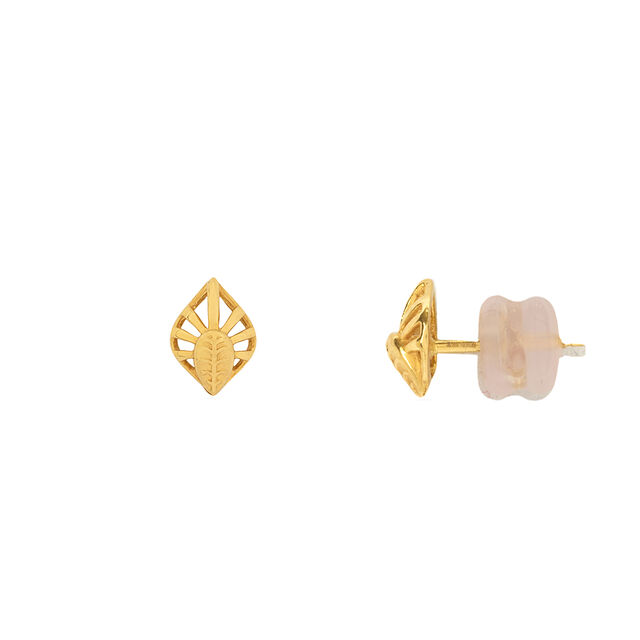 Tanishq 22KT Gold Pendant and Earrings Set for Women 3