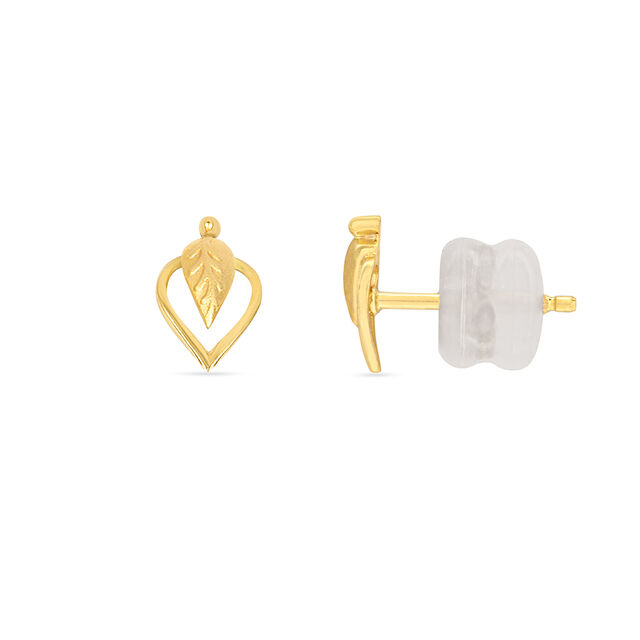 Tanishq 22KT Gold Pendant and Earrings Set for Women 3