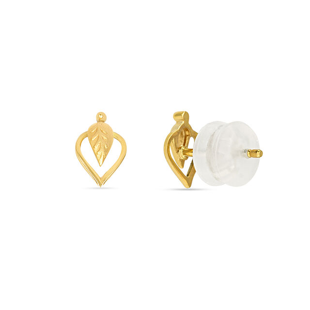 Tanishq 22KT Gold Pendant and Earrings Set for Women 4
