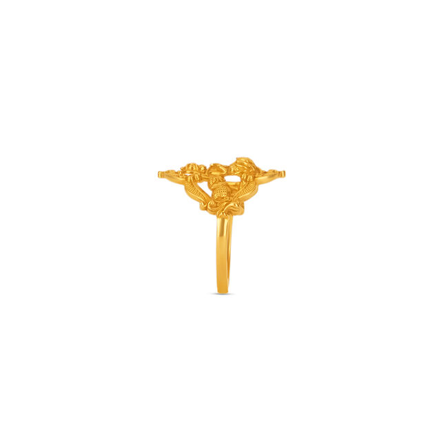 Tanishq 22 Karat Gold Finger Ring 3