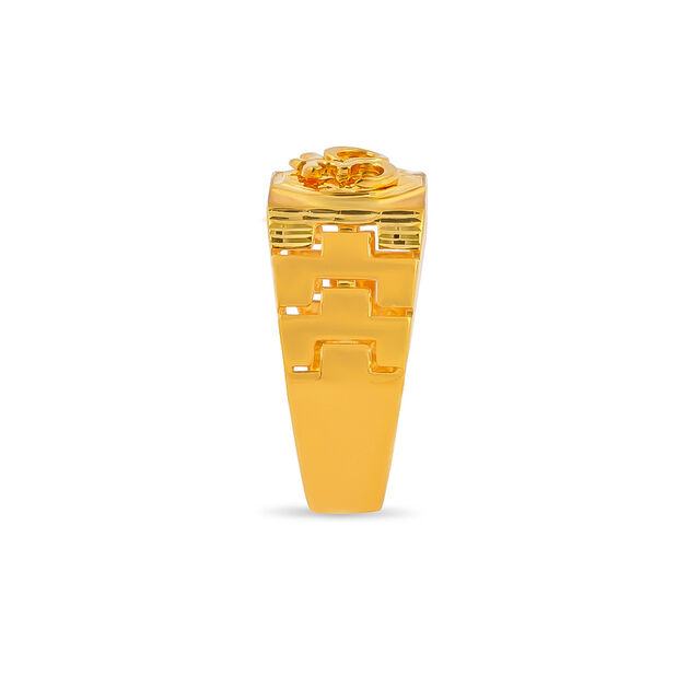 Tanishq 22KT  Gold Finger Ring  for Men