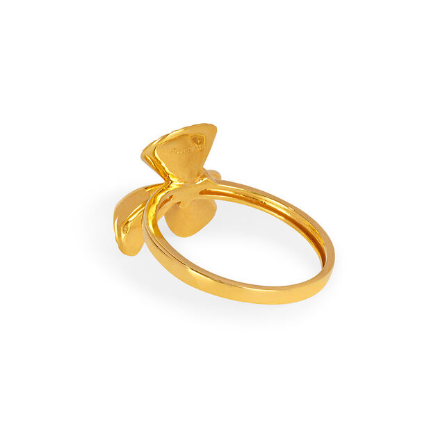 Tanishq 22KT Gold Finger Ring for Women 4