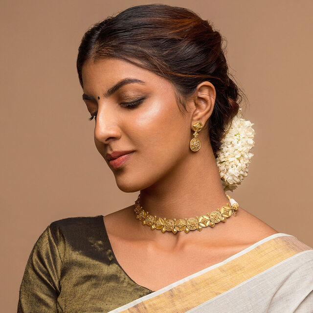 Contemporary Flower Carpet Inspired Choker Set 