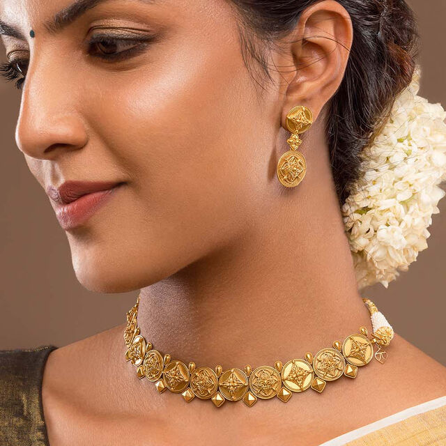 Contemporary Flower Carpet Inspired Choker Set 2