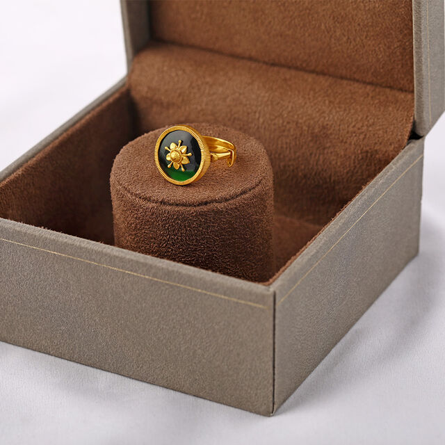 Radiant Pookkalam Ring 4