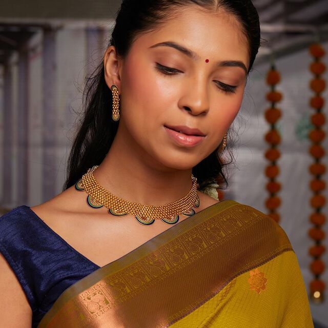 Graceful Peacock Feather Inspired Necklace Set 