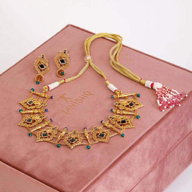 Enchanting Peacock Feather Necklace Set 6
