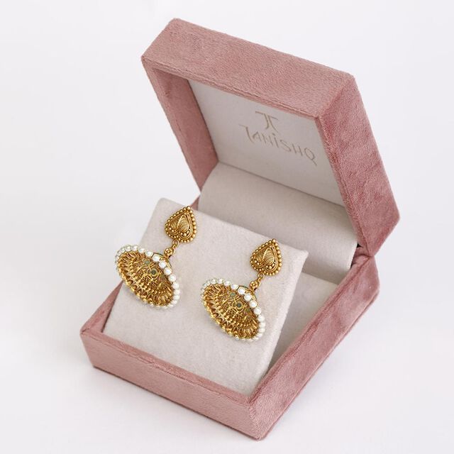 Intricate Peepal Leaf-Inspired Jhumka 8