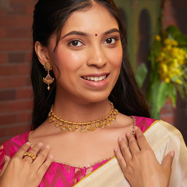 Timeless Gold Heritage Necklace 4