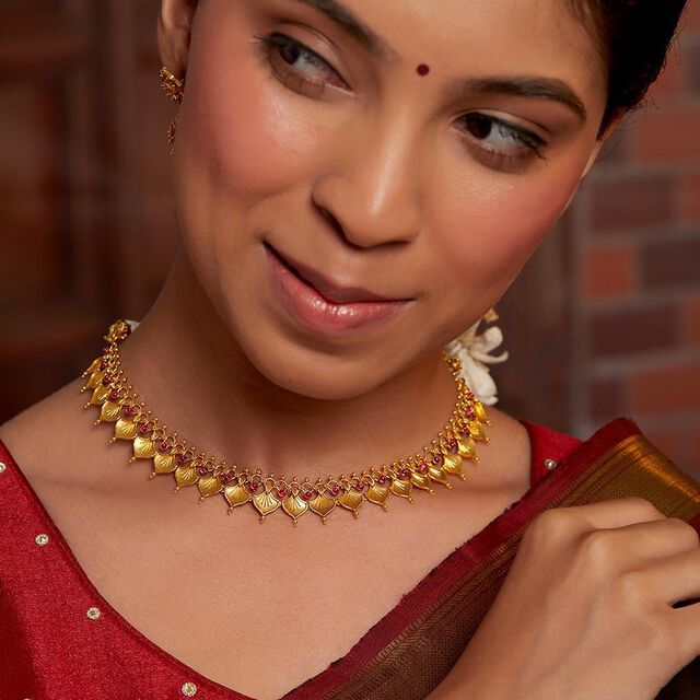 Elegant Palakka Necklace 