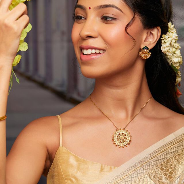 Radiant Vishu Sun Pendant 3